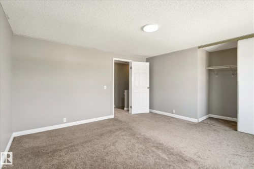 #2 13833 30 St Nw, Edmonton, AB - Indoor Photo Showing Other Room