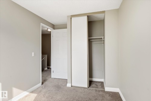 #2 13833 30 St Nw, Edmonton, AB - Indoor Photo Showing Other Room