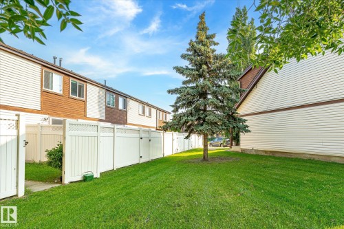 #2 13833 30 St Nw, Edmonton, AB - Outdoor