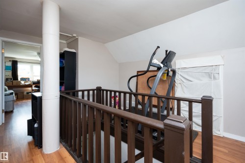 12919 66 Street Nw, Edmonton, AB - Indoor Photo Showing Other Room