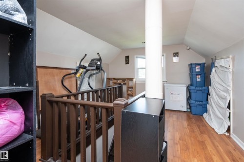 12919 66 Street Nw, Edmonton, AB - Indoor Photo Showing Other Room
