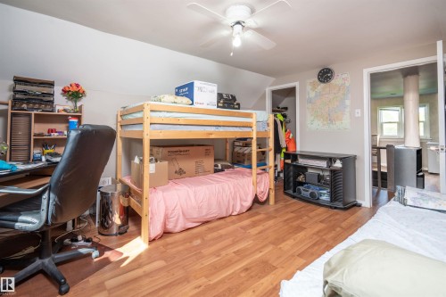 12919 66 Street Nw, Edmonton, AB - Indoor Photo Showing Bedroom
