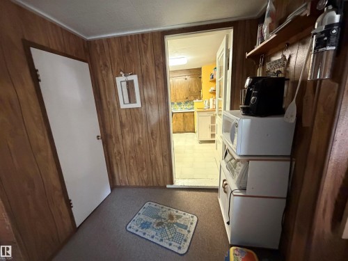 515 5Th St. Norris Beach, Rural Wetaskiwin County, AB - Indoor Photo Showing Other Room