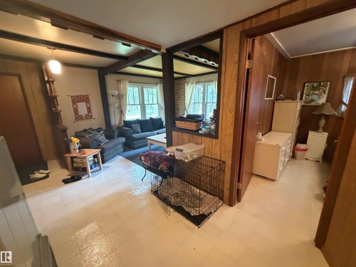 515 5Th St. Norris Beach, Rural Wetaskiwin County, AB - Indoor