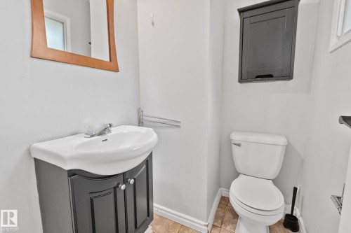 5111 40 Avenue Nw, Edmonton, AB 