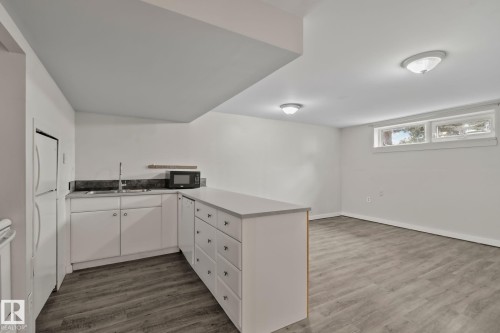 5111 40 Avenue Nw, Edmonton, AB 