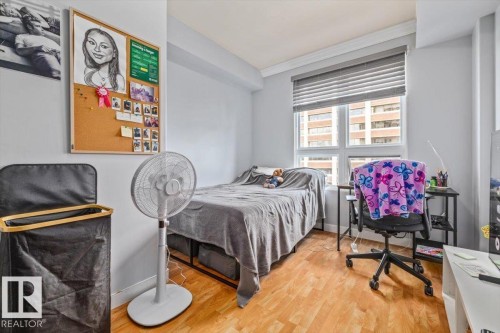 #704 9939 109 Street Nw, Edmonton, AB - Indoor Photo Showing Bedroom