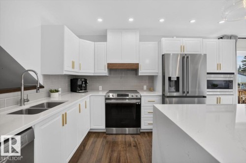 10951 62 Avenue Nw, Edmonton, AB - Indoor Photo Showing Kitchen With Double Sink With Upgraded Kitchen