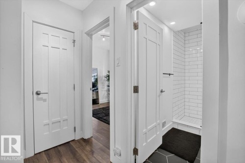 10951 62 Avenue Nw, Edmonton, AB - Indoor Photo Showing Other Room