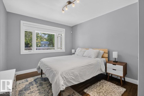 10951 62 Avenue Nw, Edmonton, AB - Indoor Photo Showing Bedroom