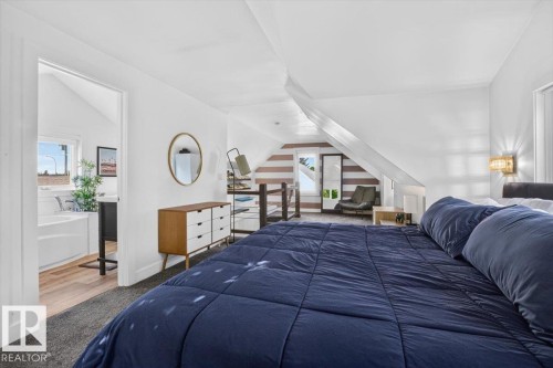 10951 62 Avenue Nw, Edmonton, AB - Indoor Photo Showing Bedroom