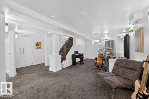 10951 62 Avenue Nw, Edmonton, AB - Indoor