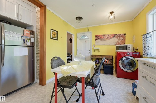 16112 108 Avenue Nw, Edmonton, AB - Indoor Photo Showing Laundry Room