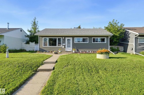 16112 108 Avenue Nw, Edmonton, AB - Outdoor