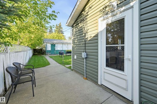 16112 108 Avenue Nw, Edmonton, AB - Outdoor