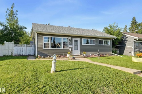16112 108 Avenue Nw, Edmonton, AB - Outdoor