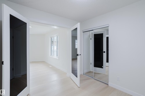 4103 111A Street Nw, Edmonton, AB - Indoor Photo Showing Other Room