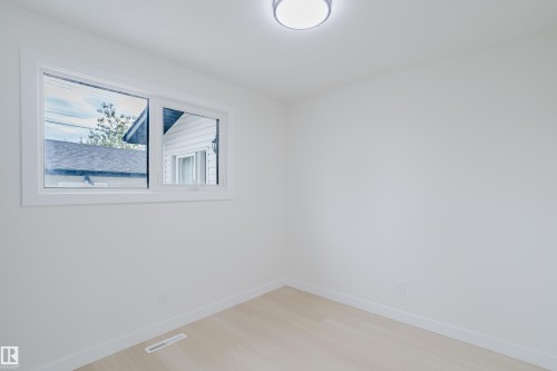4103 111A Street Nw, Edmonton, AB - Indoor Photo Showing Other Room
