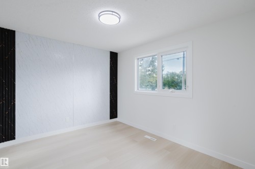 4103 111A Street Nw, Edmonton, AB - Indoor Photo Showing Other Room