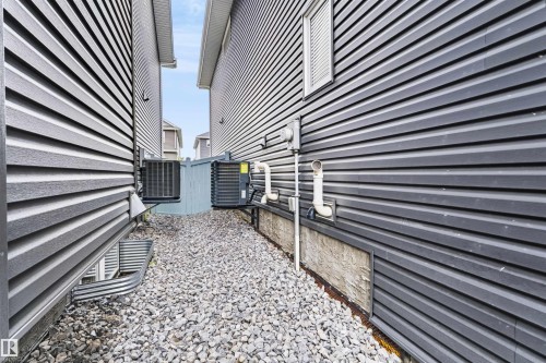 Additional content - 16327 17 Avenue Sw, Edmonton, AB 