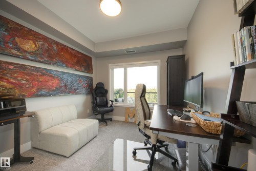 #312 7471 May Cm Nw, Edmonton, AB - Indoor Photo Showing Office