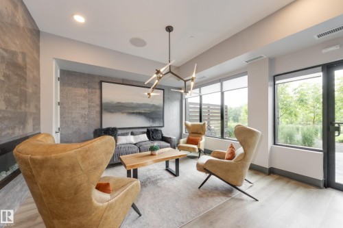 #312 7471 May Cm Nw, Edmonton, AB - Indoor Photo Showing Living Room