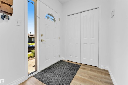 274 Kirkwood Avenue Nw, Edmonton, AB 