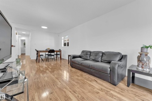 274 Kirkwood Avenue Nw, Edmonton, AB 