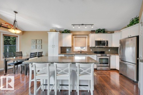 6909 159A Avenue Nw, Edmonton, AB - Indoor Photo Showing Other Room