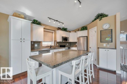 6909 159A Avenue Nw, Edmonton, AB - Indoor Photo Showing Kitchen With Double Sink