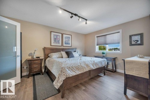 6909 159A Avenue Nw, Edmonton, AB - Indoor Photo Showing Bedroom
