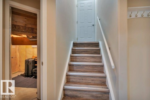 6909 159A Avenue Nw, Edmonton, AB - Indoor Photo Showing Other Room
