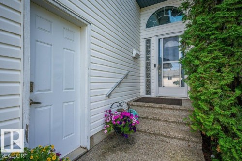 6909 159A Avenue Nw, Edmonton, AB - Outdoor