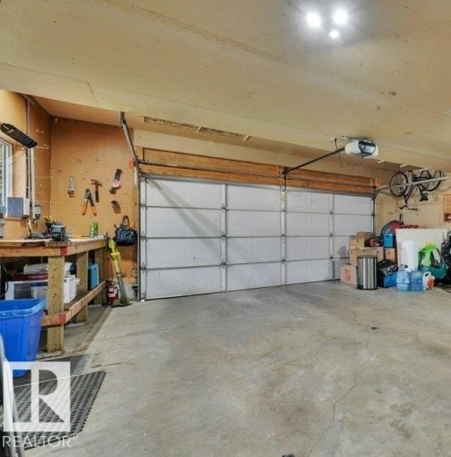 6909 159A Avenue Nw, Edmonton, AB - Indoor Photo Showing Garage