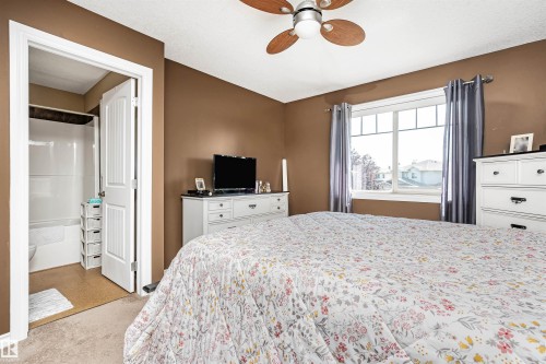 #146 5420 Grant Macewan Bv, Leduc, AB - Indoor Photo Showing Bedroom
