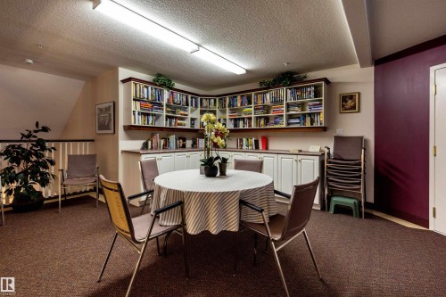#112 6703 172 St Nw, Edmonton, AB - Indoor