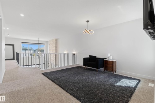 22328 88 Avenue Nw, Edmonton, AB - Indoor