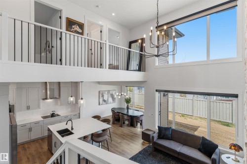 22328 88 Avenue Nw, Edmonton, AB - Indoor