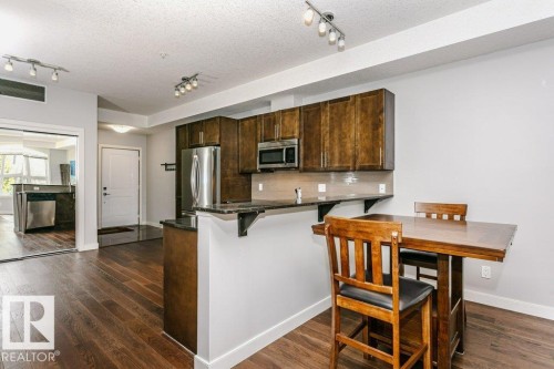 #209 10811 72 Av Nw, Edmonton, AB - Indoor