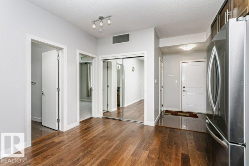 #209 10811 72 Av Nw, Edmonton, AB - Indoor Photo Showing Other Room
