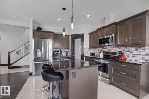 3629 Hummingbird Way Nw, Edmonton, AB - Indoor Photo Showing Kitchen With Upgraded Kitchen