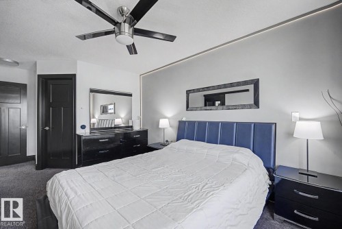 3629 Hummingbird Way Nw, Edmonton, AB - Indoor Photo Showing Bedroom