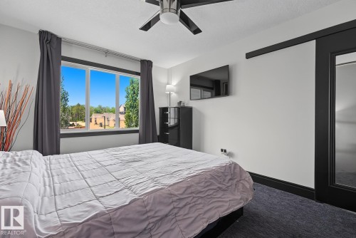 3629 Hummingbird Way Nw, Edmonton, AB - Indoor Photo Showing Bedroom