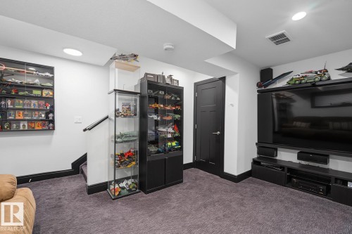 3629 Hummingbird Way Nw, Edmonton, AB - Indoor