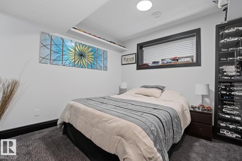 3629 Hummingbird Way Nw, Edmonton, AB - Indoor Photo Showing Bedroom