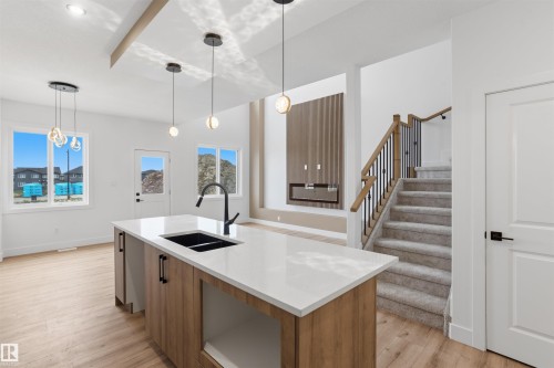 1798 Crossbill Loop Nw, Edmonton, AB - Indoor Photo Showing Kitchen With Double Sink With Upgraded Kitchen