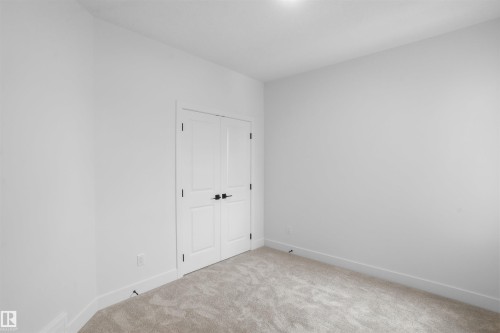 1798 Crossbill Loop Nw, Edmonton, AB - Indoor Photo Showing Other Room