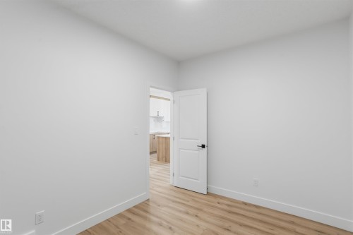 1798 Crossbill Loop Nw, Edmonton, AB - Indoor Photo Showing Other Room