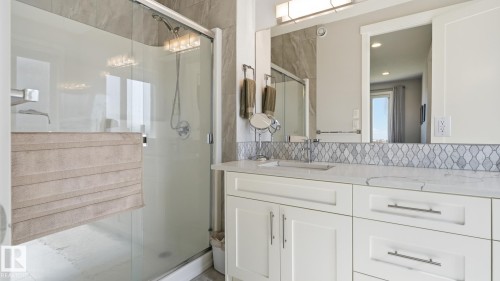 142 Aston Bend, Leduc, AB - Indoor Photo Showing Bathroom