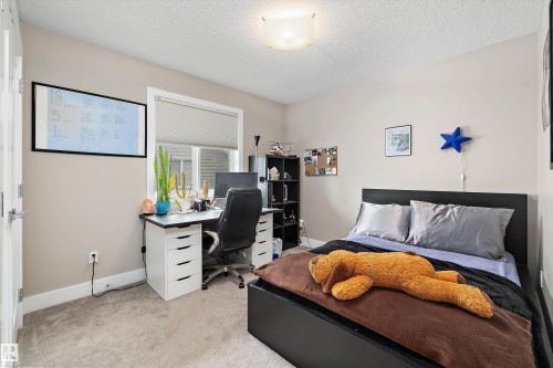 967 175 Street Sw, Edmonton, AB - Indoor